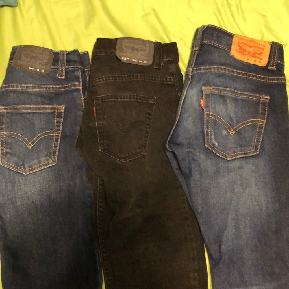BOYS LEVI JEANS